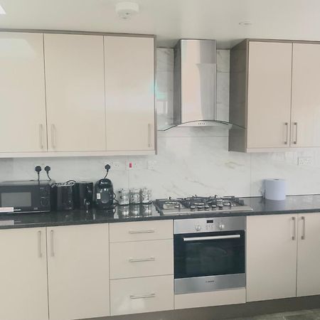 The London En-Suite Ілфорд Екстер'єр фото