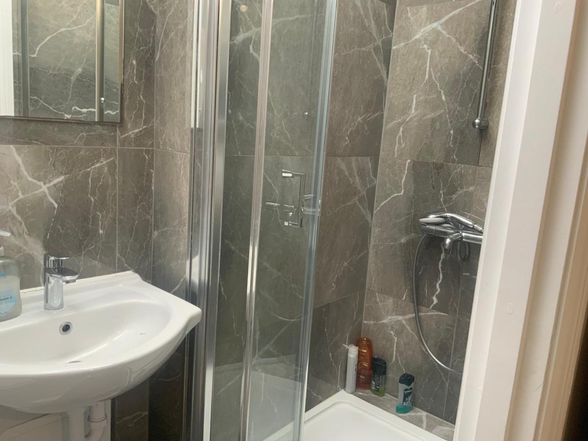 The London En-Suite Ілфорд Екстер'єр фото