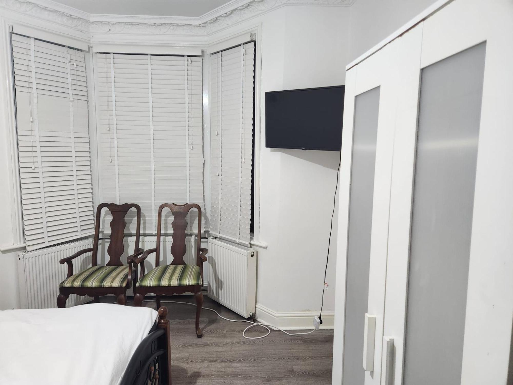 The London En-Suite Ілфорд Екстер'єр фото